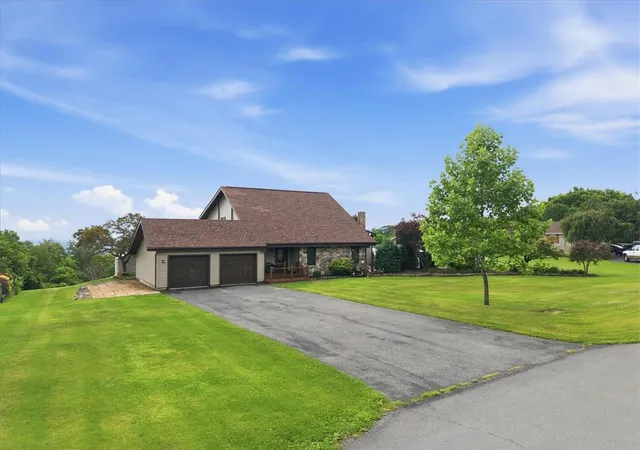 Photo 3 of Sale Pending at 8751 Pleasant View Rd, Bangor, PA 18013 | MLS# 781916 | Listing updated on 2026-09-11