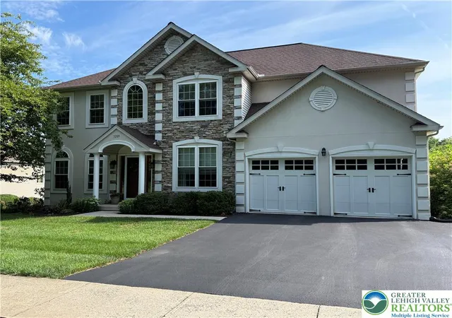 Photo 2 of Single family home for sale at 3209 Olympic Dr, Emmaus, PA 18049 | MLS# 781256 | Listing updated on 2026-08-31