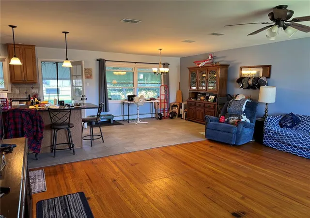 Photo 3 of Sale Pending at 938 W Union St, Whitehall, PA 18052 | MLS# 782188 | Listing updated on 2026-09-20
