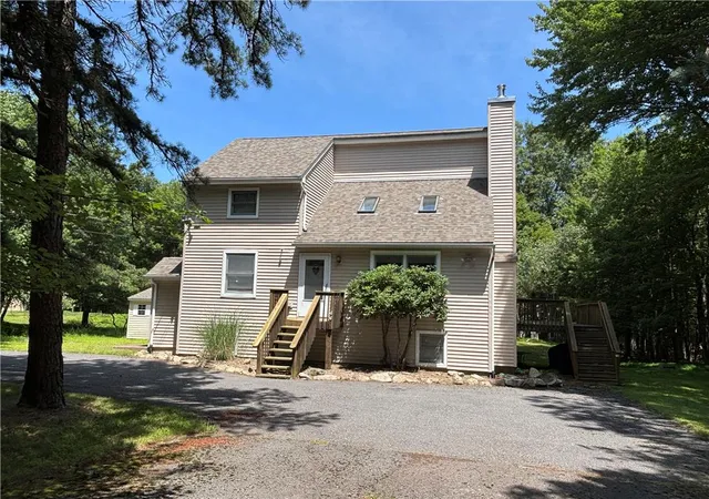 Photo 1 of Single family home for sale at 44 Jeffers Way, Albrightsville, PA 18210 | MLS# 782260 | Listing updated on 2026-09-03