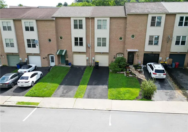 Photo 24 of Townhouse for sale at 257 Ridgeview Dr, Alburtis, PA 18011 | MLS# 782135 | Listing updated on 2026-09-05