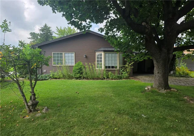 Photo 4 of Sale Pending at 117 9th Street S, Coplay, PA 18037 | MLS# 782289 | Listing updated on 2026-09-24