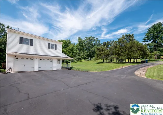 Photo 4 of Single family home for sale at 630 Wilson Ln, Sellersville, PA 18960 | MLS# 782303 | Listing updated on 2026-09-11