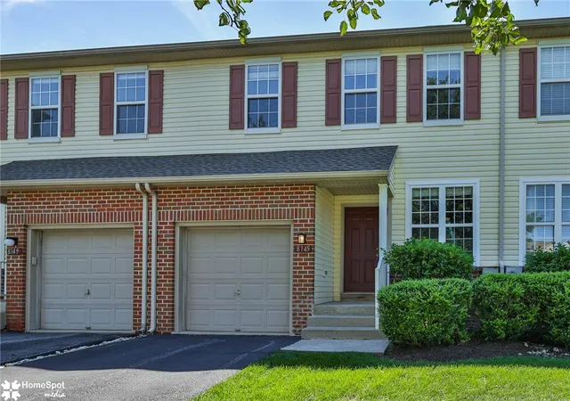 Photo 3 of Sale Pending at 8145 Cross Crk Cir, Breinigsville, PA 18031 | MLS# 782116 | Listing updated on 2026-09-23