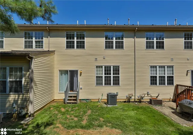Photo 59 of Sale Pending at 8145 Cross Crk Cir, Breinigsville, PA 18031 | MLS# 782116 | Listing updated on 2026-09-23