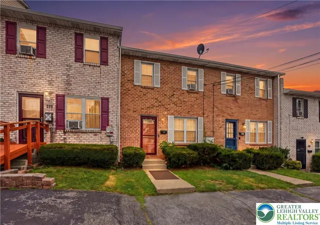 Photo 1 of Sale Pending at 216 9th Avenue, Bethlehem, PA 18018 | MLS# 782315 | Listing updated on 2026-09-09