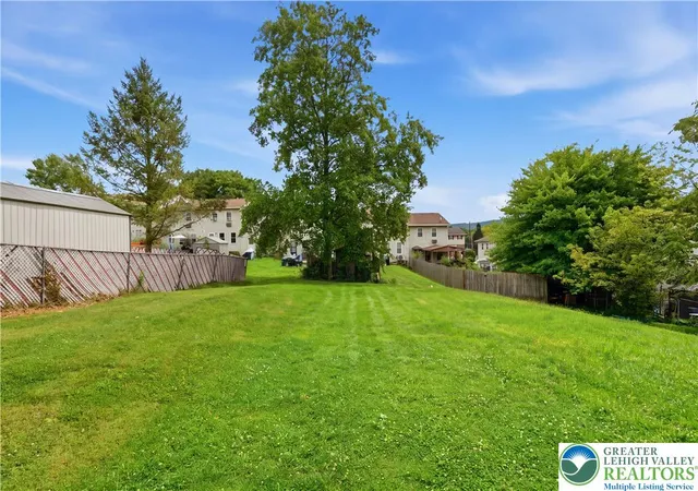 Photo 2 of Sale Pending at 216 9th Avenue, Bethlehem, PA 18018 | MLS# 782315 | Listing updated on 2026-09-09