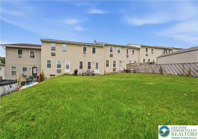Photo 3 of Sale Pending at 216 9th Avenue, Bethlehem, PA 18018 | MLS# 782315 | Listing updated on 2026-09-09