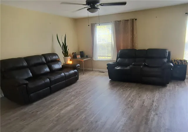 Photo 4 of Sale Pending at 708 Bach Ct, Freemansburg, PA 18017 | MLS# 782158 | Listing updated on 2026-10-07