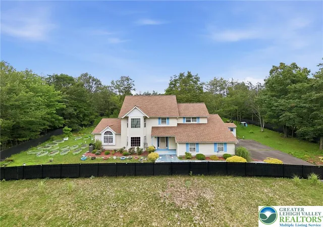 Photo 1 of Single family home for sale at 222 Martha Ln, Blakeslee, PA 18610 | MLS# 782453 | Listing updated on 2026-08-31