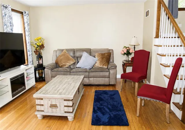 Photo 2 of Townhouse for sale at 414 North St, Allentown, PA 18102 | MLS# 782389 | Listing updated on 2026-08-30