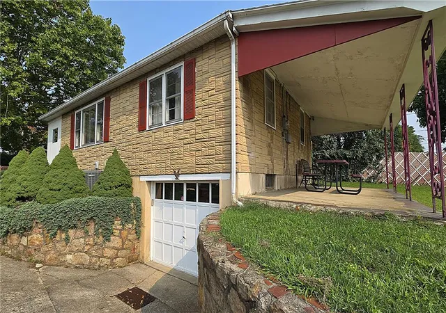 Photo 2 of Sale Pending at 503 2nd Street, Whitehall, PA 18052 | MLS# 782423 | Listing updated on 2026-09-22