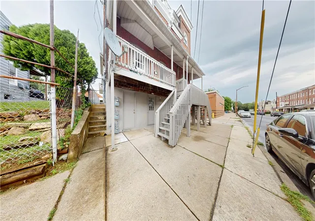 Photo 3 of Sale Pending at 529 N 2nd Street, Allentown, PA 18102 | MLS# 782660 | Listing updated on 2026-09-29