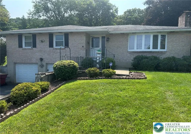 Photo 1 of Sale Pending at 705 Frost Holw, Easton, PA 18040 | MLS# 782202 | Listing updated on 2026-09-15