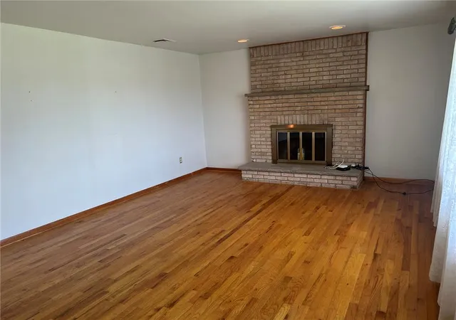 Photo 3 of Sale Pending at 705 Frost Holw, Easton, PA 18040 | MLS# 782202 | Listing updated on 2026-09-15