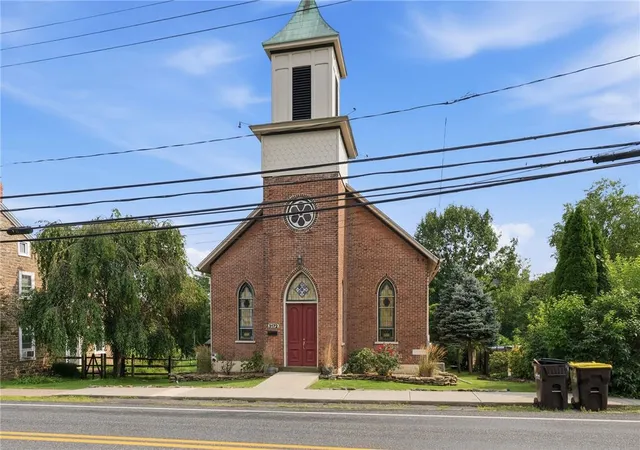 Photo 2 of Sale Pending at 3172 Main St, Springtown, PA 18081 | MLS# 782724 | Listing updated on 2026-09-14