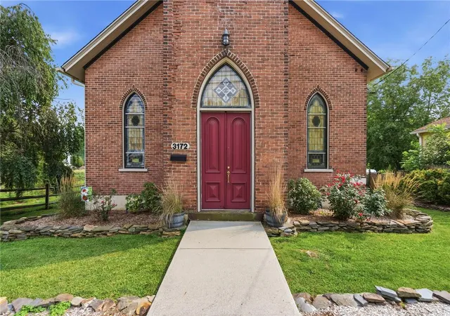 Photo 4 of Sale Pending at 3172 Main St, Springtown, PA 18081 | MLS# 782724 | Listing updated on 2026-09-14