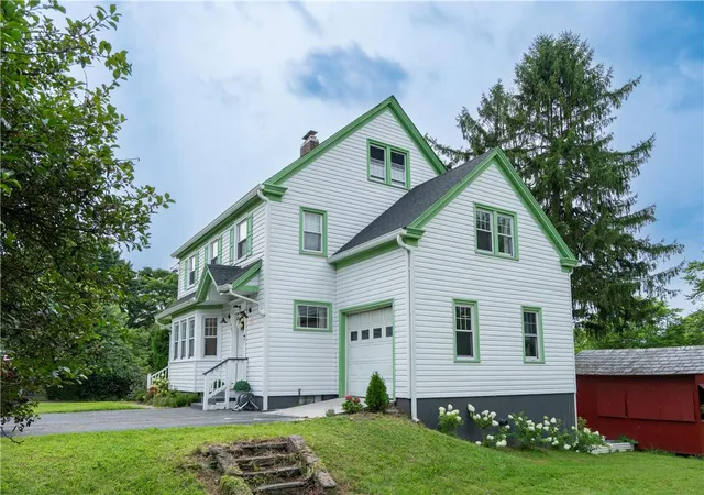 Photo 2 of Sale Pending at 665 Point Phillips Rd, Bath, PA 18014 | MLS# 782676 | Listing updated on 2026-08-31