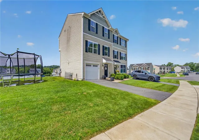 Photo 3 of Sale Pending at 514 River Run, Northampton, PA 18067 | MLS# 782733 | Listing updated on 2026-09-12