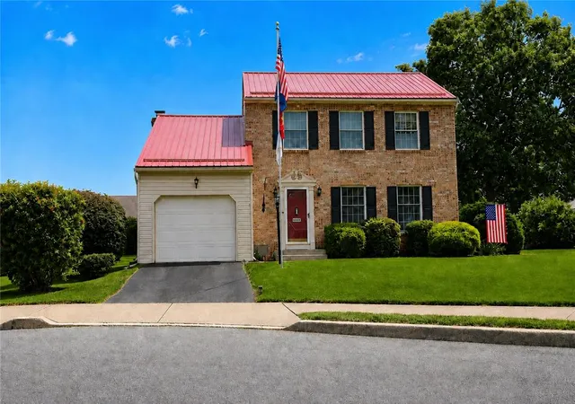 Single family home for sale at 3514 White Oak Cir, Bethlehem, PA 18017 | MLS# 782707
