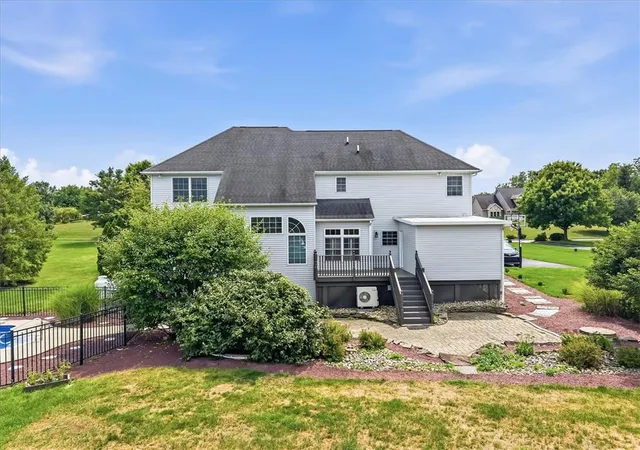 Photo 4 of Sale Pending at 4082 Meckes Dr, Walnutport, PA 18088 | MLS# 782776 | Listing updated on 2026-09-05