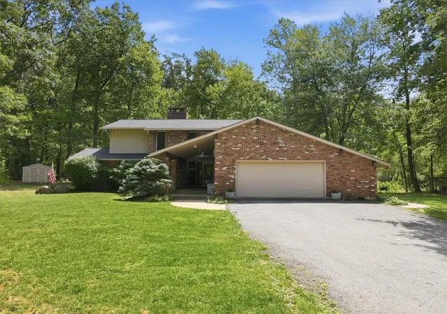 Photo 2 of Sale Pending at 610 Wood St, Emmaus, PA 18049 | MLS# 782431 | Listing updated on 2026-09-14