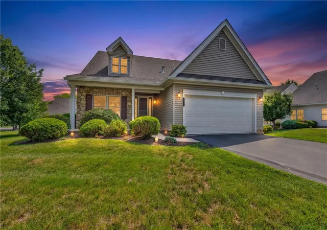Photo 3 of Sale Pending at 51 Glenmoor Cir N, Easton, PA 18045 | MLS# 782802 | Listing updated on 2026-08-30