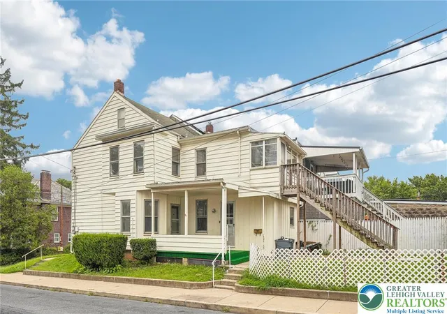Photo 2 of Sale Pending at 1050 Spring Garden St, Easton, PA 18042 | MLS# 782682 | Listing updated on 2026-09-04