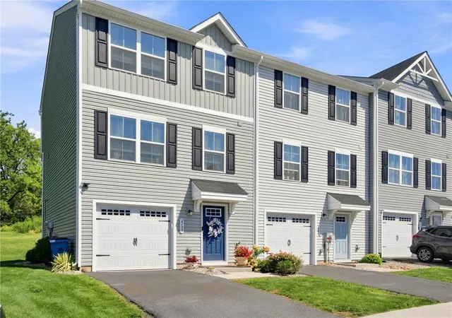 Photo 3 of Sale Pending at 2133 Cross Country Rd, Northampton, PA 18067 | MLS# 783111 | Listing updated on 2026-09-12