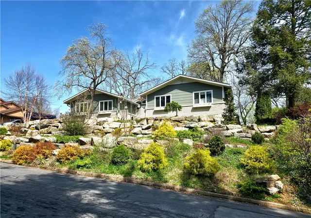 Photo 2 of Sale Pending at 3525 Byrd Ave, Allentown, PA 18103 | MLS# 783137 | Listing updated on 2026-08-31