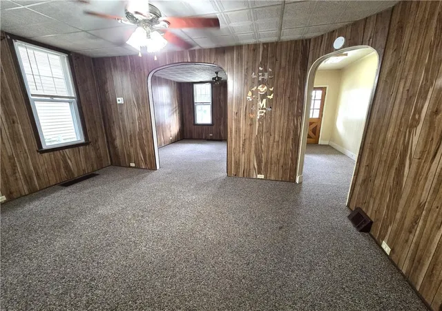 Photo 4 of Sale Pending at 1215 Bushkill St, Easton, PA 18042 | MLS# 782373 | Listing updated on 2026-09-07