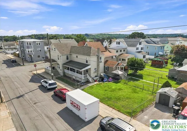 Photo 3 of Single family home for sale at 54 E White St, Summit Hill Boro, PA 18250 | MLS# 782395 | Listing updated on 2026-09-20
