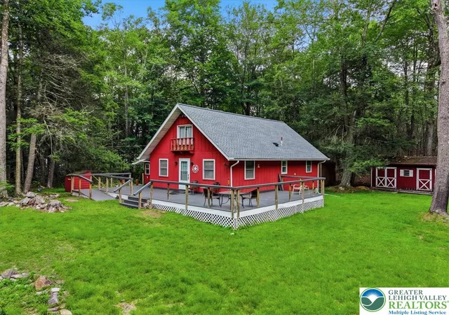Photo 3 of Sale Pending at 2536 Sprucewood Rd, Tobyhanna Twp, PA 18347 | MLS# 781496 | Listing updated on 2026-09-24