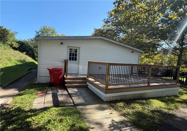 Photo 3 of Sale Pending at 19 Springridge, Moore Twp, PA 18014 | MLS# 783167 | Listing updated on 2026-09-28