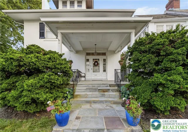 Photo 2 of Single family home for sale at 804 W Broad St, Quakertown Boro, PA 18951 | MLS# 782964 | Listing updated on 2026-09-13