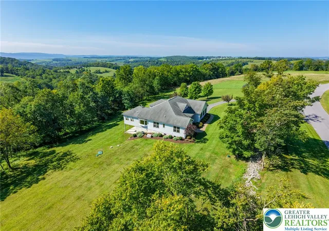 Photo 69 of Single family home for sale at 133 Shepherds Hill Dr, Upper Mt Bethel Twp, PA 18013 | MLS# 782993 | Listing updated on 2026-08-31