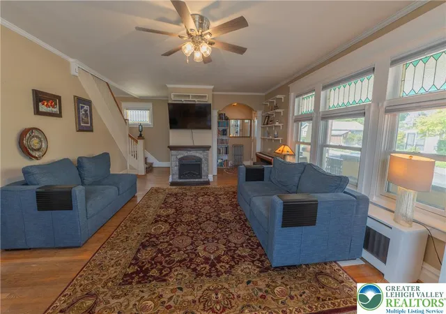 Photo 2 of Single family home for sale at 302 N 5th St, Emmaus Boro, PA 18049 | MLS# 782948 | Listing updated on 2026-09-28