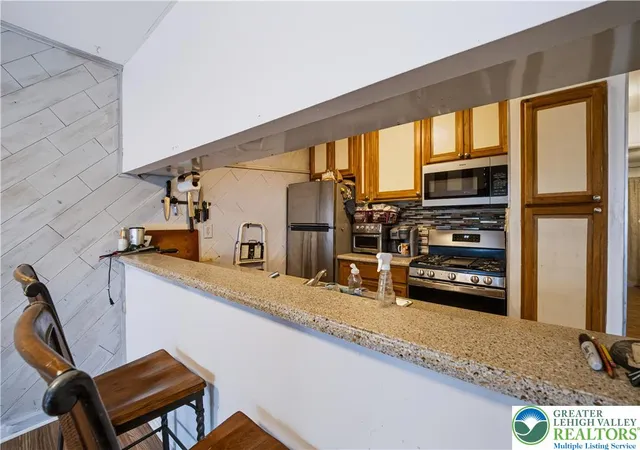 Photo 3 of House for sale at 609 Glen Ln, West Norriton Twp, PA 19403 | MLS# 783229 | Listing updated on 2026-09-16
