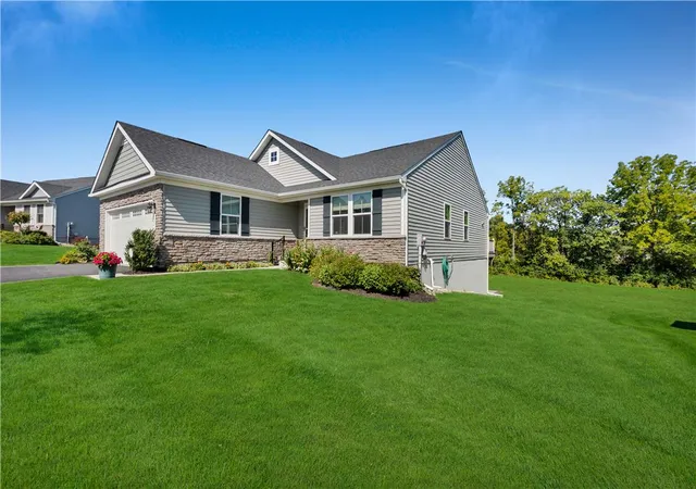 Photo 3 of Single family home for sale at 4221 Magnolia Ln, Whitehall Twp, PA 18052 | MLS# 783194 | Listing updated on 2026-10-05