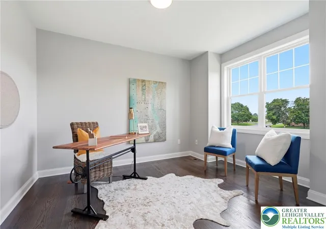 Photo 3 of Sale Pending at 465 Gail Dr, Bushkill Twp, PA 18064 | MLS# 782986 | Listing updated on 2026-08-31