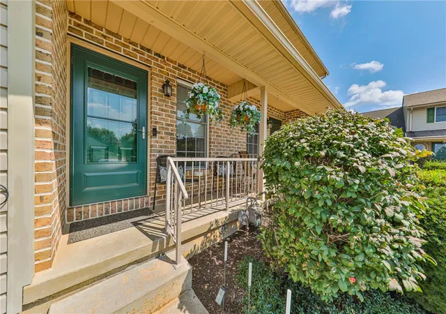 Photo 3 of Sale Pending at 12 Brandywine Ct, Easton, PA 18040 | MLS# 783286 | Listing updated on 2026-09-02