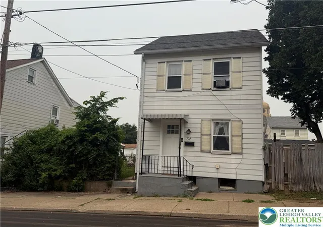 Photo 1 of Sale Pending at 309 W Nesquehoning, Easton, PA 18042 | MLS# 783300 | Listing updated on 2026-09-12
