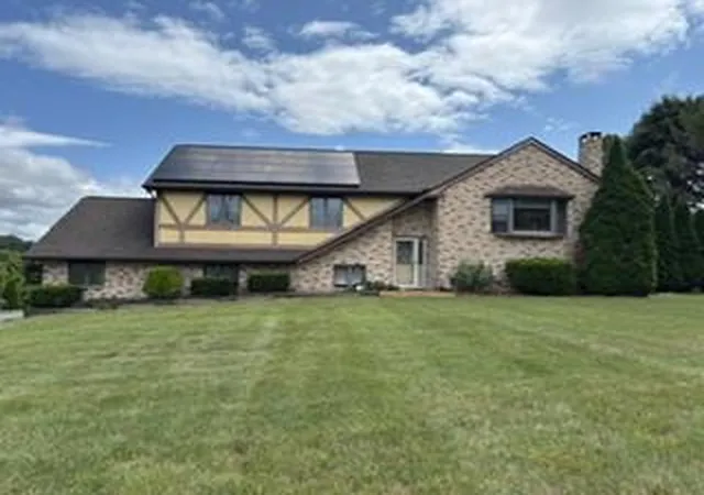 Photo 2 of Single family home for sale at 4545 Senny Ct, New Tripoli, PA 18066 | MLS# 783288 | Listing updated on 2026-09-16