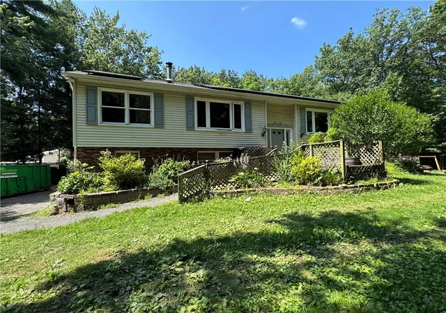 Photo 1 of Single family home for sale at 629 Carney Rd, Polk Twp, PA 18071 | MLS# 780693 | Listing updated on 2026-10-05