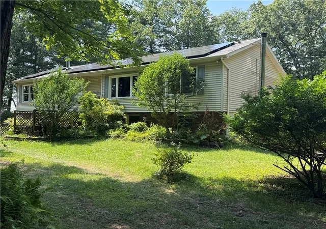 Photo 2 of Single family home for sale at 629 Carney Rd, Polk Twp, PA 18071 | MLS# 780693 | Listing updated on 2026-10-05