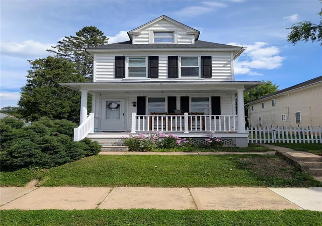 Photo 1 of Sale Pending at 1249 2nd Ave, Hellertown Boro, PA 18055 | MLS# 783396 | Listing updated on 2026-09-03