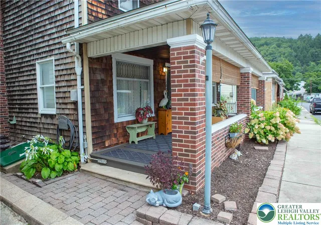 Photo 3 of Sale Pending at 167 Main St, Parryville Boro, PA 18244 | MLS# 783398 | Listing updated on 2026-10-05