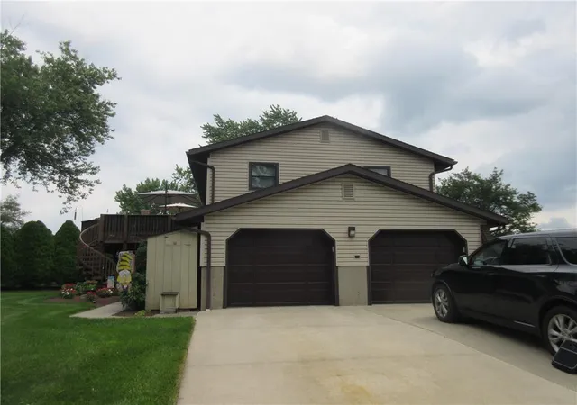 Photo 3 of Sale Pending at 480 Mountain View Rd, Lower Nazareth Twp, PA 18064 | MLS# 783415 | Listing updated on 2026-09-02
