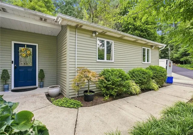 Photo 1 of Single family home for sale at 3408 Oak Hill Rd, Emmaus Boro, PA 18049 | MLS# 783371 | Listing updated on 2026-10-05