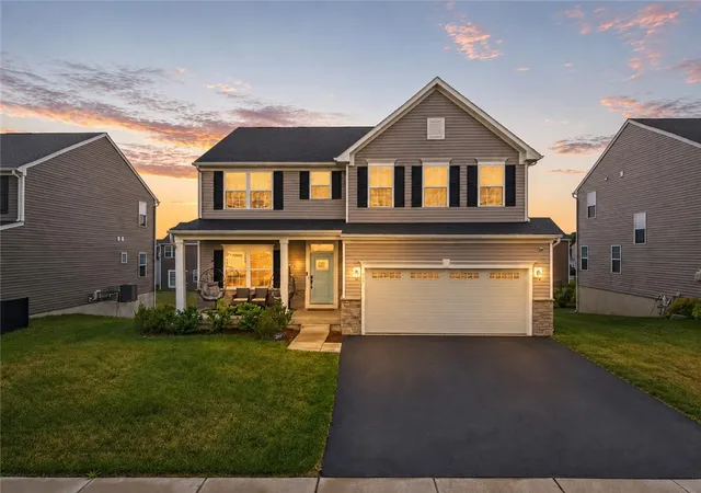 Single family home for sale at 817 Hendon Ln, North Catasauqua Bor, PA 18032 | MLS# 783411